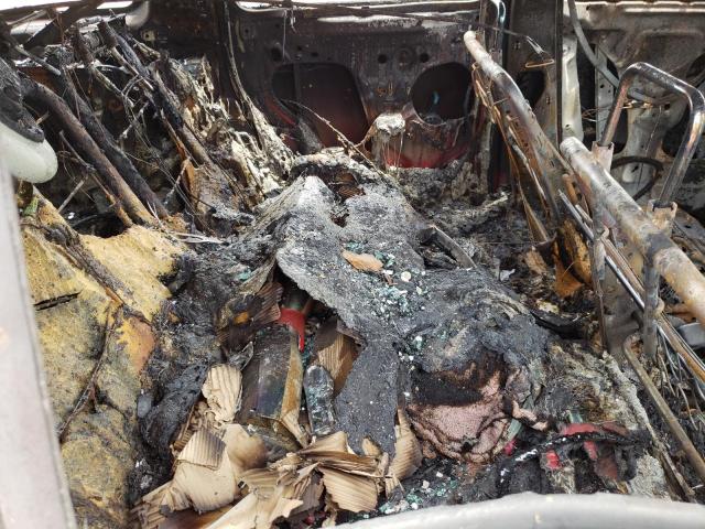 3GNCA53V69S638250 - 2009 CHEVROLET HHR LT RED photo 19