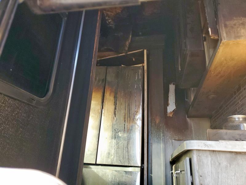 4YDFAVV27NE760755 - 2022 KEYSTONE AVALANCHE ორფეროვანი ფოტო 5