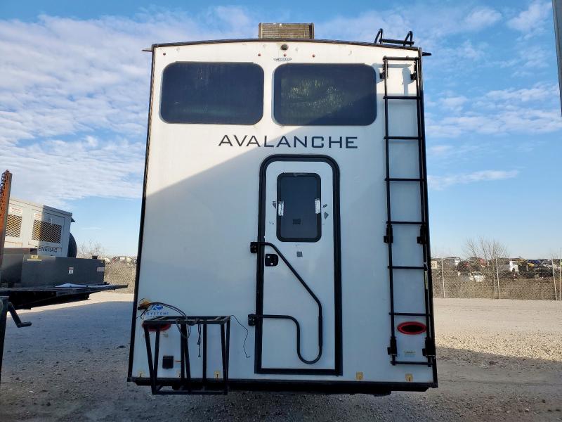 4YDFAVV27NE760755 - 2022 KEYSTONE AVALANCHE ორფეროვანი ფოტო 8