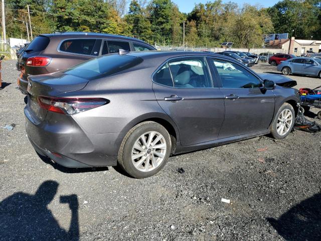 4T1C11AK6NU698688 - 2022 TOYOTA CAMRY LE GRAY photo 3