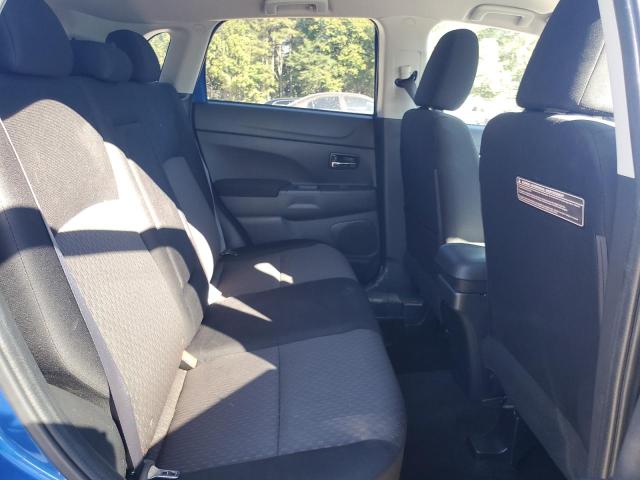 JA4AR3AU1JU007380 - 2018 MITSUBISHI OUTLANDER ES BLUE photo 10