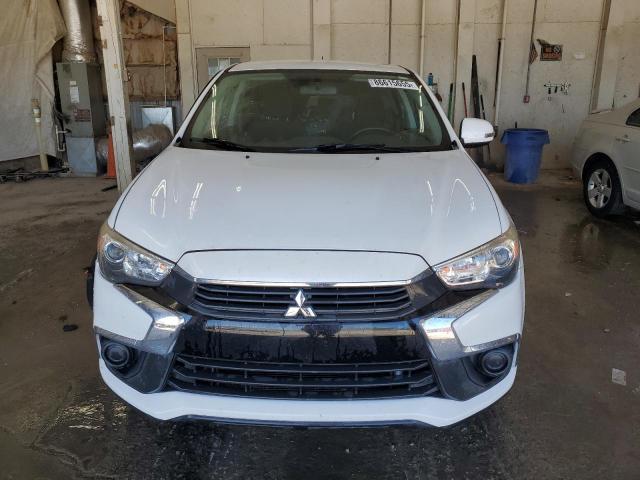 JA4AP3AU5GZ062755 - 2016 MITSUBISHI OUTLANDER ES WHITE photo 5