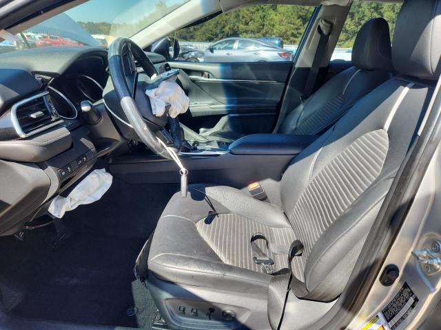 4T1B11HK2JU048056 - 2018 TOYOTA CAMRY L 银色 照片 7