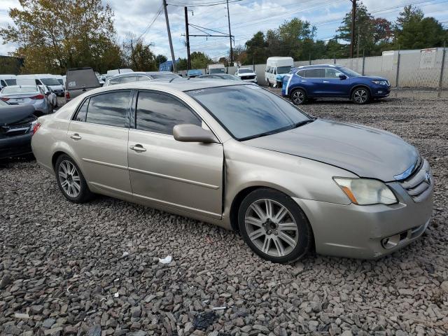 4T1BK36B47U224660 - 2007 TOYOTA AVALON XL GOLD photo 4