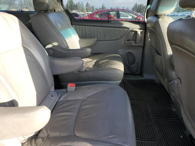 5TDDK4CC2AS031404 - 2010 TOYOTA SIENNA XLE MAROON photo 11