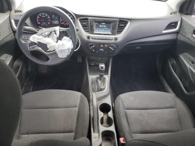 3KPC24A36JE011472 - 2018 HYUNDAI ACCENT SE თეთრი ფოტო 8