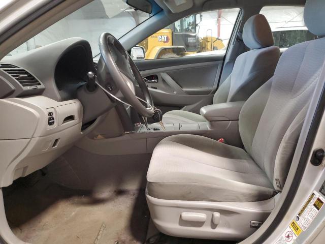 4T4BF3EK4BR176923 - 2011 TOYOTA CAMRY BASE SILVER photo 7