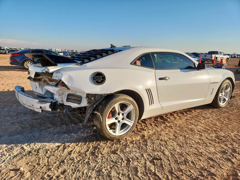 2G1FC1ED1B9162398 - 2011 CHEVROLET CAMARO LT WHITE photo 3