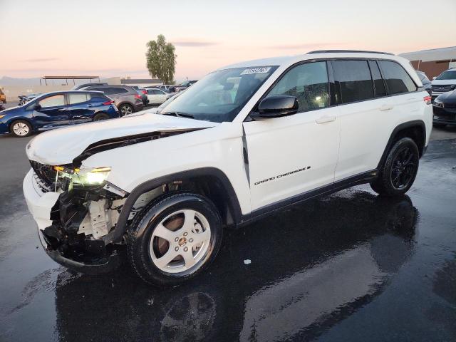 2024 JEEP GRAND CHEROKEE LAREDO, 