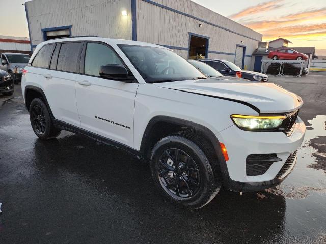 1C4RJGAG6R8546406 - 2024 JEEP GRAND CHEROKEE LAREDO WHITE photo 4