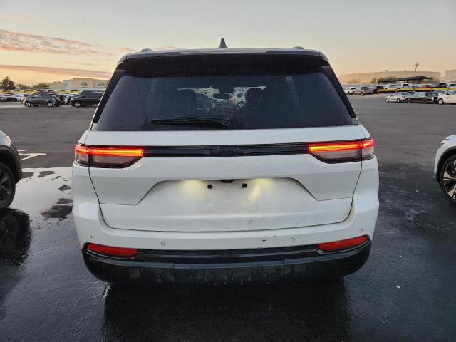 1C4RJGAG6R8546406 - 2024 JEEP GRAND CHEROKEE LAREDO WHITE photo 6