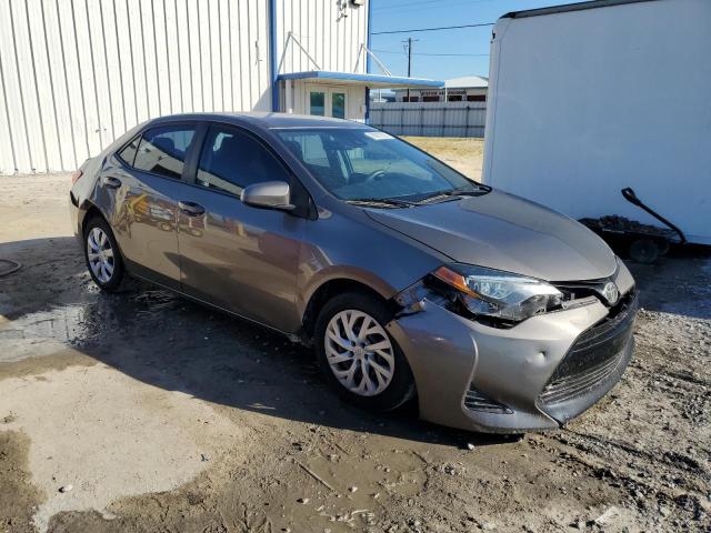 2T1BURHE5KC201810 - 2019 TOYOTA COROLLA L BROWN photo 4