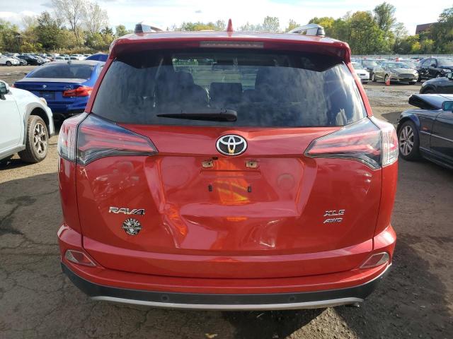 JTMRFREV8HJ156906 - 2017 TOYOTA RAV4 XLE Rojo foto 6
