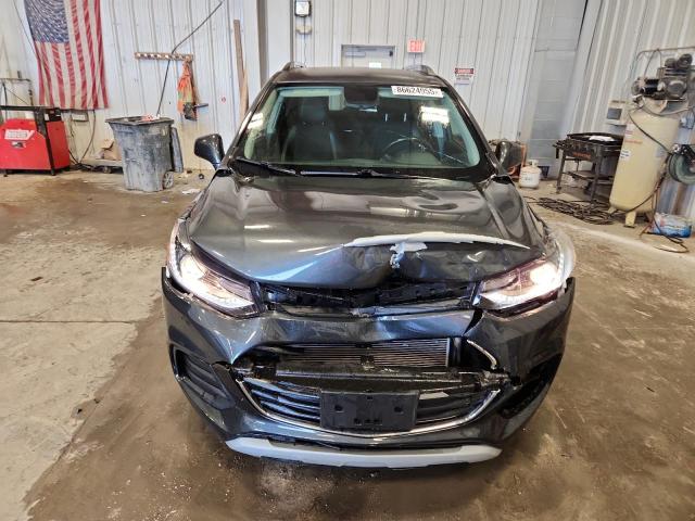 KL7CJLSB7JB683991 - 2018 CHEVROLET TRAX 1LT ნაცრისფერი ფოტო 5