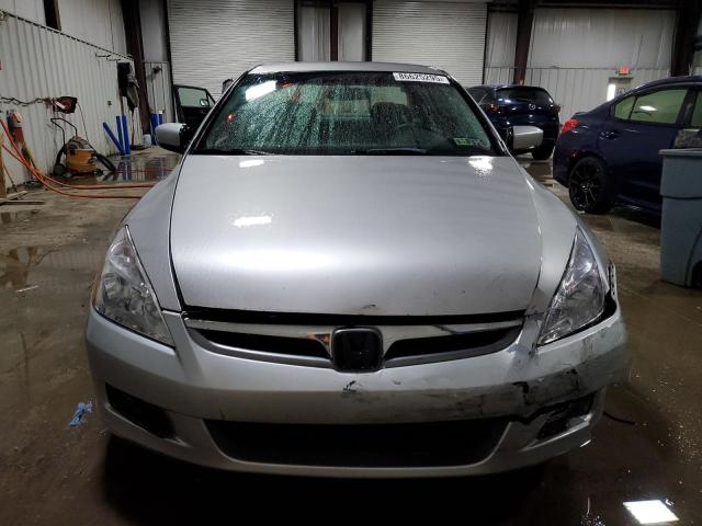 1HGCM56346A135356 - 2006 HONDA ACCORD SE SILVER photo 5