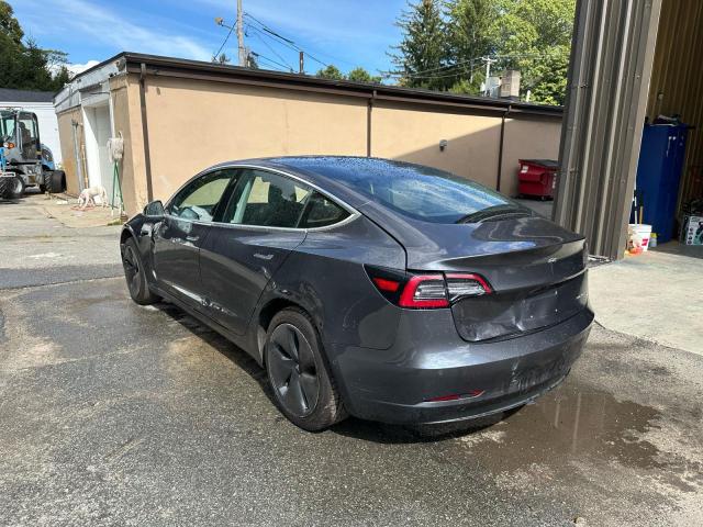 5YJ3E1EB1JF119497 - 2018 TESLA MODEL 3 ნაცრისფერი ფოტო 3
