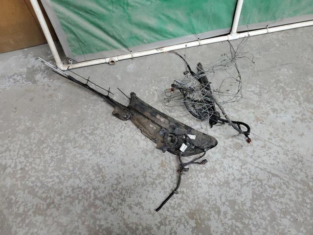 1G4ZR5SZ9JU100531 - 2018 BUICK LACROSSE PREMIUM فضي صورة 12