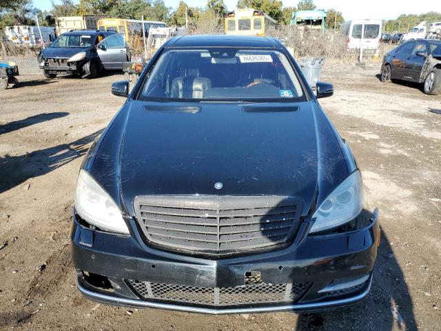 WDDNG9EB8DA532604 - 2013 MERCEDES-BENZ S 550 4MATIC BLACK photo 5