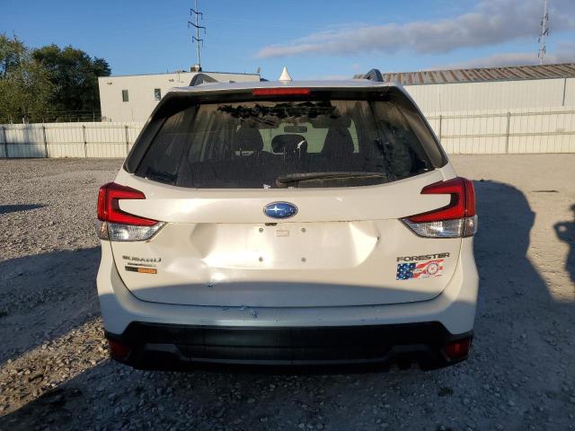 JF2SKAJC9LH442946 - 2020 SUBARU FORESTER PREMIUM WHITE photo 6
