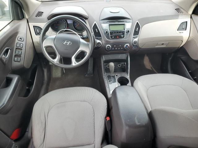 KM8JT3AB5CU340086 - 2012 HYUNDAI TUCSON GL WHITE photo 8