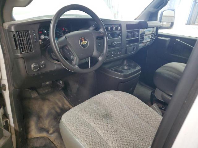1GCZGHFGXJ1345067 - 2018 CHEVROLET EXPRESS G3 Beyaz fotoğraf 8