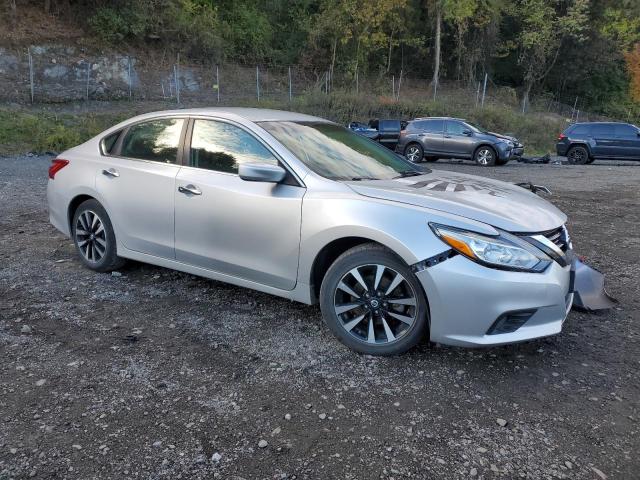 1N4AL3AP3JC235474 - 2018 NISSAN ALTIMA 2.5 ვერცხლისფერი ფოტო 4