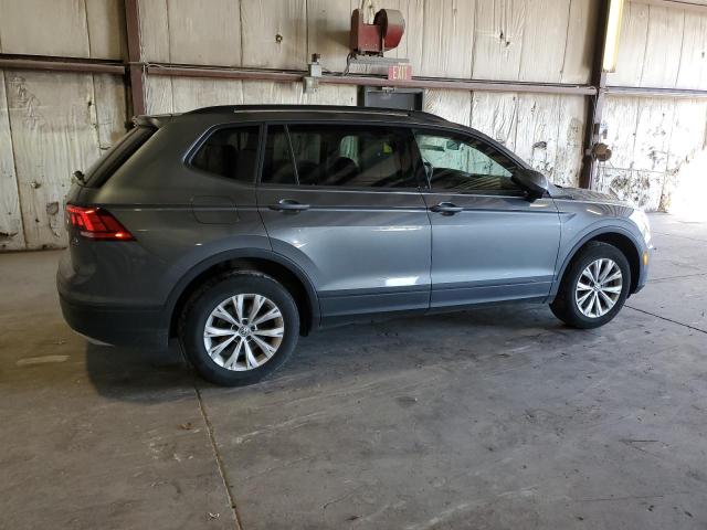 3VV0B7AX0JM116152 - 2018 VOLKSWAGEN TIGUAN S GRAY photo 3
