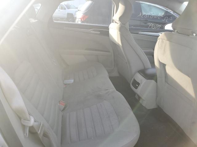 3FA6P0LU6KR142866 - 2019 FORD FUSION SE SILVER photo 10