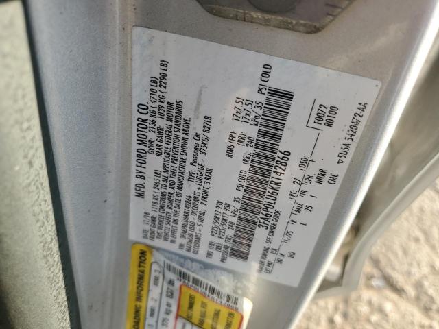 3FA6P0LU6KR142866 - 2019 FORD FUSION SE SILVER photo 12