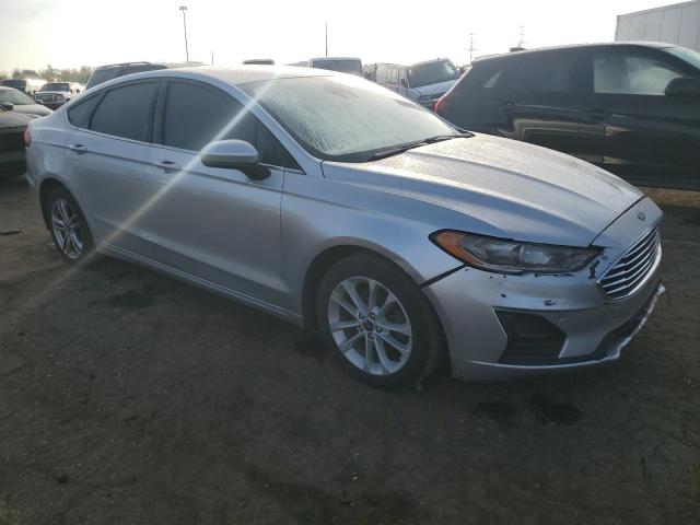 3FA6P0LU6KR142866 - 2019 FORD FUSION SE SILVER photo 4