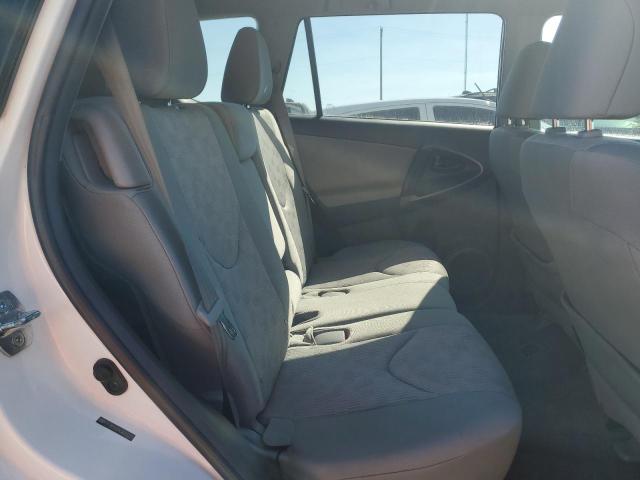 2T3BF4DV6CW204225 - 2012 TOYOTA RAV4 WHITE photo 11