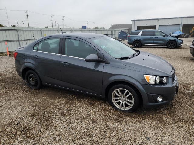 1G1JC5SH5D4105426 - 2013 CHEVROLET SONIC LT GRAY photo 4