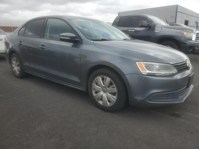 3VWD17AJ3EM206753 - 2014 VOLKSWAGEN JETTA SE GRAY photo 4