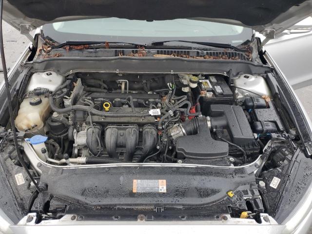 3FA6P0H73GR262716 - 2016 FORD FUSION SE SILVER photo 11