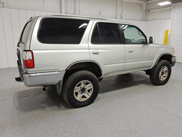 JT3HN86R219056984 - 2001 TOYOTA 4RUNNER SR5 银色 照片 3