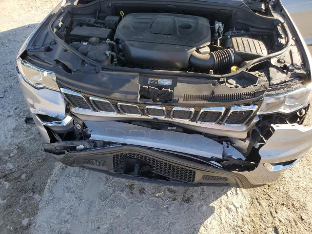 1C4RJEAG2MC597556 - 2021 JEEP GRAND CHER LAREDO SILVER photo 12