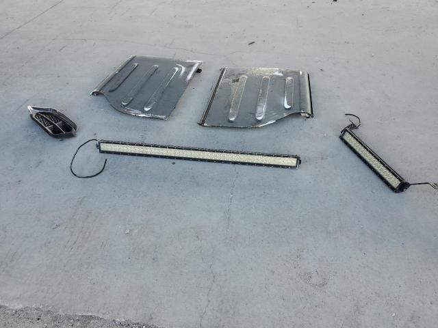 1C4BJWDG7FL549864 - 2015 JEEP WRANGLER U SPORT WHITE photo 13