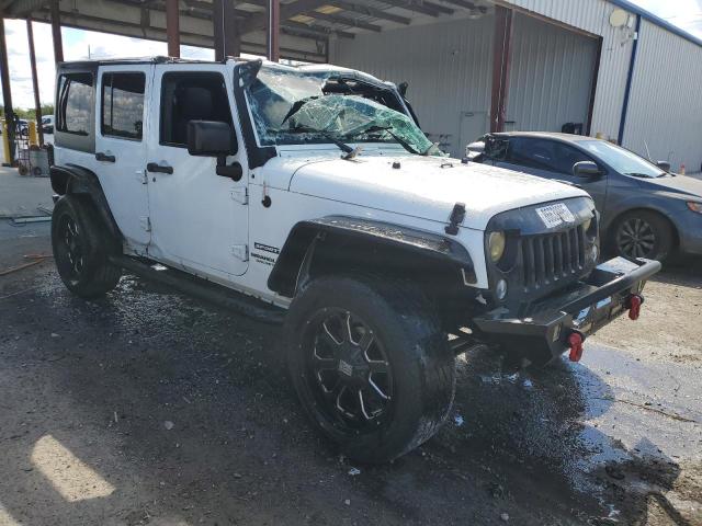 1C4BJWDG7FL549864 - 2015 JEEP WRANGLER U SPORT WHITE photo 4