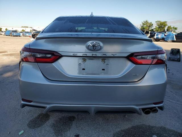 4T1G11AK9RU898973 - 2024 TOYOTA CAMRY SE NIGHT SHADE SILVER photo 6
