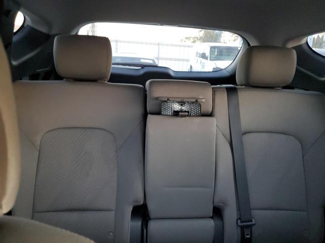 5NMZUDLB9HH016404 - 2017 HYUNDAI SANTA FE S أبيض صورة 10