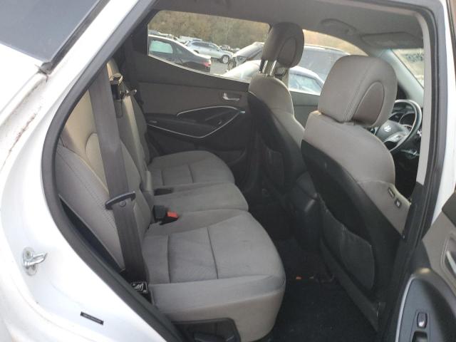 5NMZUDLB9HH016404 - 2017 HYUNDAI SANTA FE S أبيض صورة 11