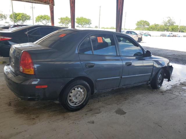 KMHCG45C25U670020 - 2005 HYUNDAI ACCENT GL BLACK photo 3