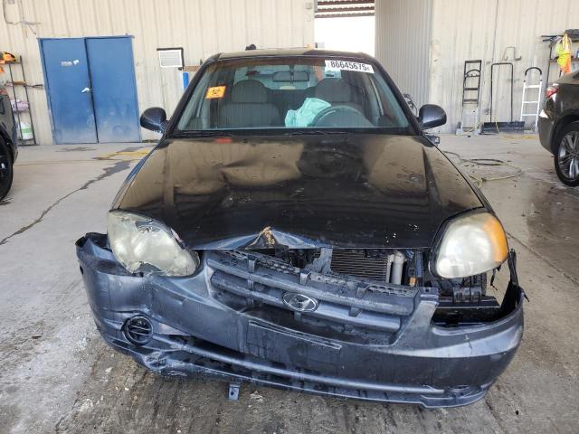 KMHCG45C25U670020 - 2005 HYUNDAI ACCENT GL BLACK photo 5
