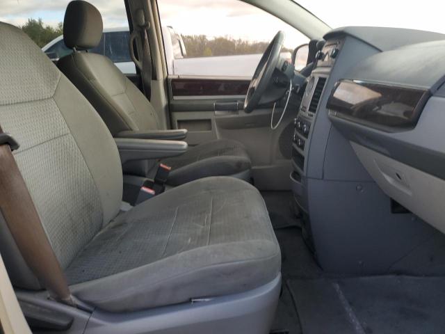 2A4RR5D18AR229010 - 2010 CHRYSLER TOWN & COU TOURING WHITE photo 11