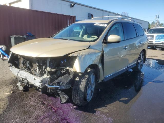 2013 NISSAN PATHFINDER S, 