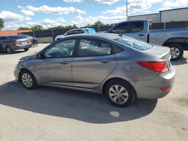 KMHCT4AE7GU963062 - 2016 HYUNDAI ACCENT SE GRAY photo 2