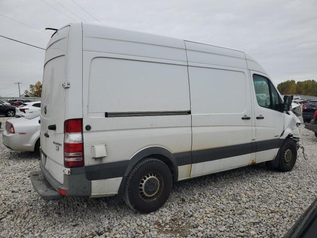 WD3PE7DC8E5937423 - 2014 MERCEDES-BENZ SPRINTER 2500 WHITE photo 3