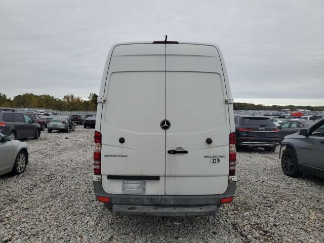 WD3PE7DC8E5937423 - 2014 MERCEDES-BENZ SPRINTER 2500 WHITE photo 6