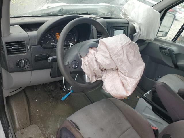 WD3PE7DC8E5937423 - 2014 MERCEDES-BENZ SPRINTER 2500 WHITE photo 8