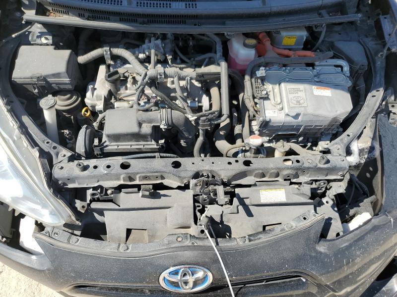 JTDKDTB39G1120602 - 2016 TOYOTA PRIUS C BLACK photo 11